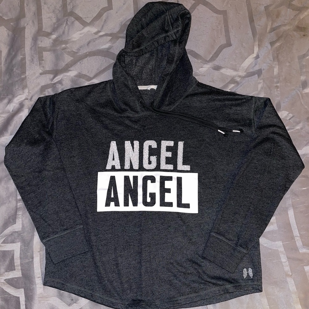 Victoria’s Secret sweatshirt, gently used. Great condition!